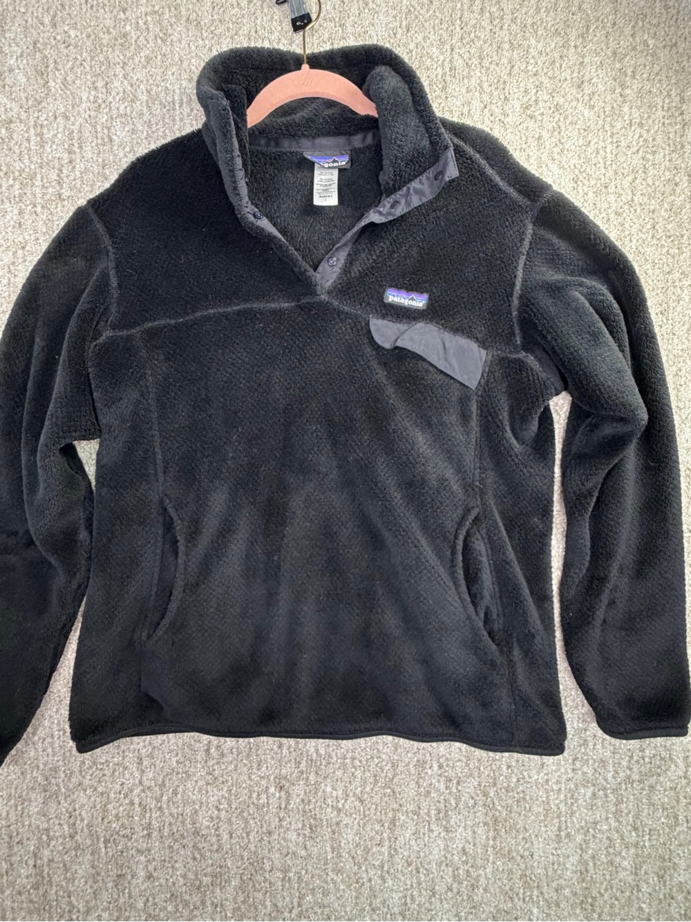 Patagonia Black Women’s Zip-Neck Fleece Pullover